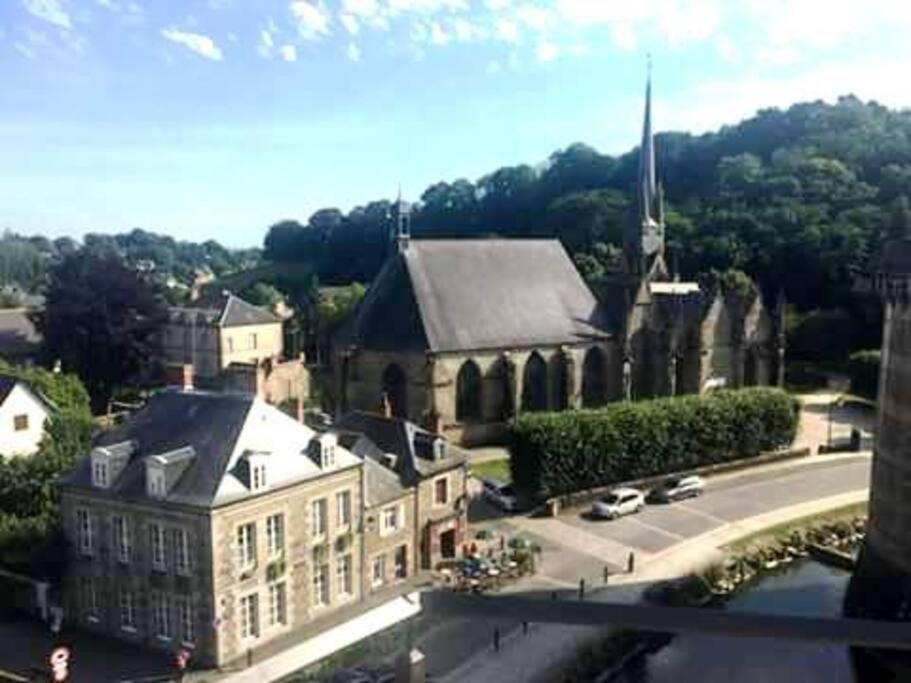 House At The Foot Of The Castle Of Fougeres Villa ภายนอก รูปภาพ